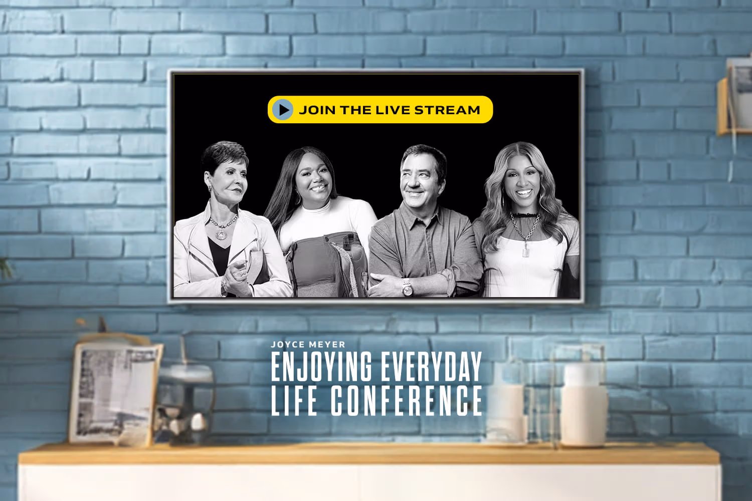 Enjoying Everyday Life Online