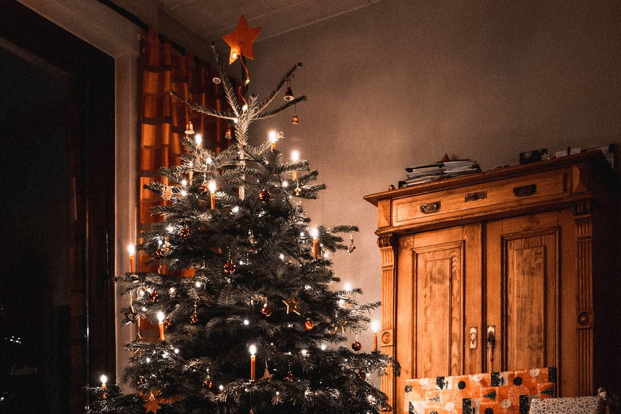 10 Ways to Have a Peaceful Christmas
